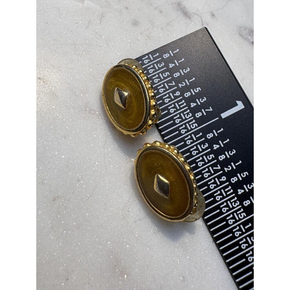Vintage VTG Anne Klein earrings gold-toned clip-on